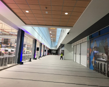 CENTRO COMERCIAL Y EROSKI 6