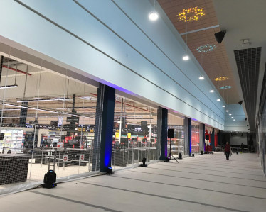 CENTRO COMERCIAL Y EROSKI 9